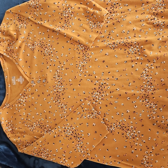 Croft & Barrow Women's Paisley and Floral Tops - Blue, Orange, Black Set Of 3 - Picture 5 of 9